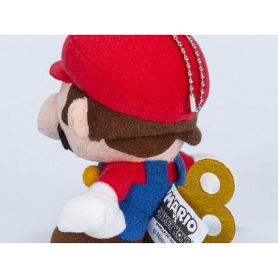 Peluches Mario pour la sortie de Mario vs. Donkey Kong au Japon